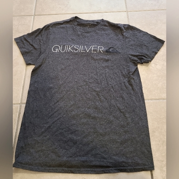 3/$10 Quicksilver Logo T Shirt, Grey, Small - Picture 1 of 5